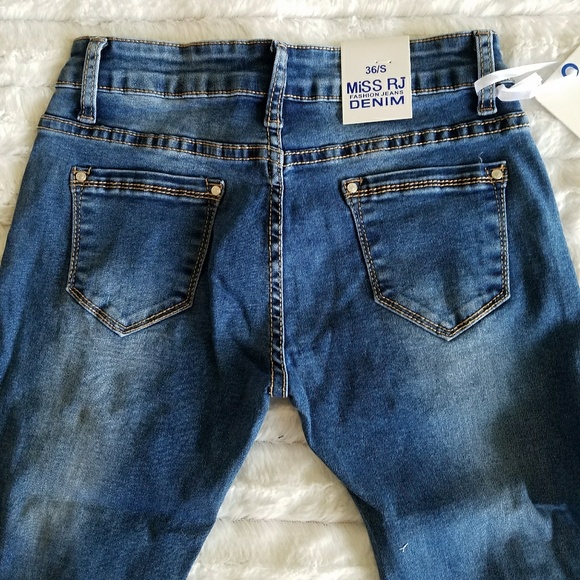 Only 1 left!•Pearl cuffed stretchy jeans•sz.2 XS• - Picture 5 of 7